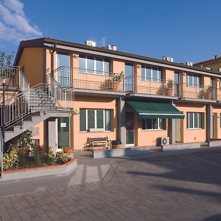 Aparthotel Il Nido Della Rondine Lucca Exteriér fotografie
