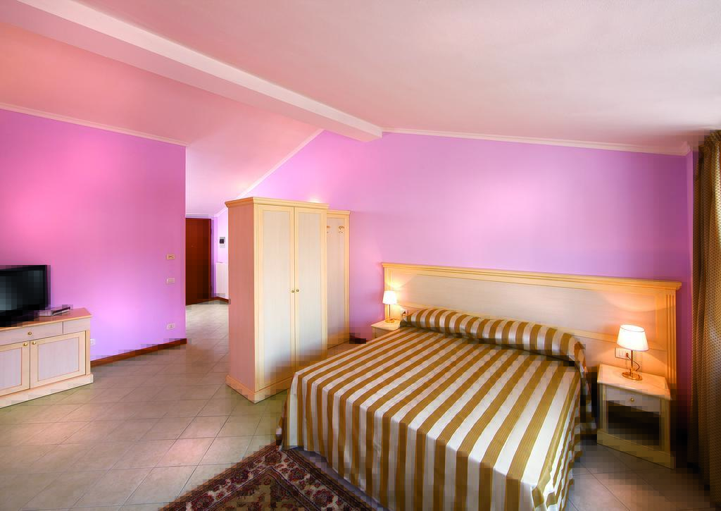 Aparthotel Il Nido Della Rondine Lucca Pokoj fotografie